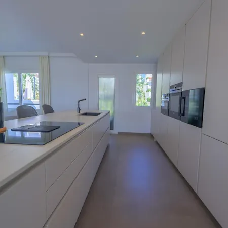 Appartement Luxurious 3-bedroom Penthouse In Monteros