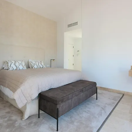 Luxurious 3-bedroom Penthouse In Monteros * Marbella