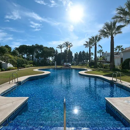Luxurious 3-bedroom Penthouse In Monteros Appartement *